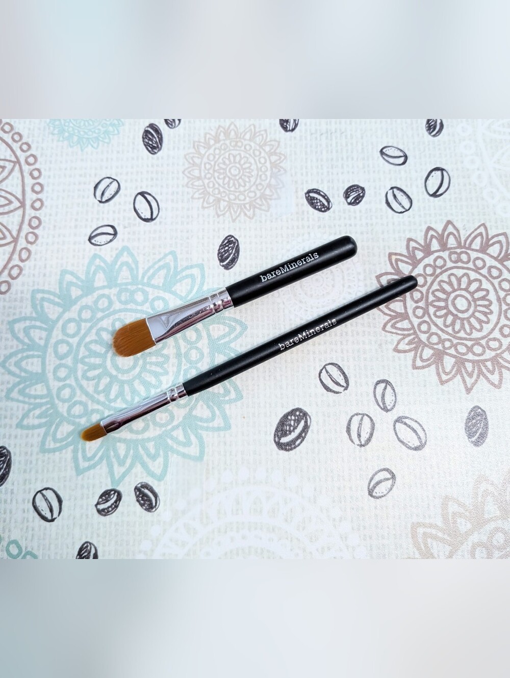 bareMinerals Concealer and Precision Brush duo